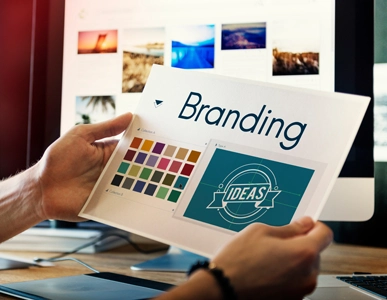 Logo & branding